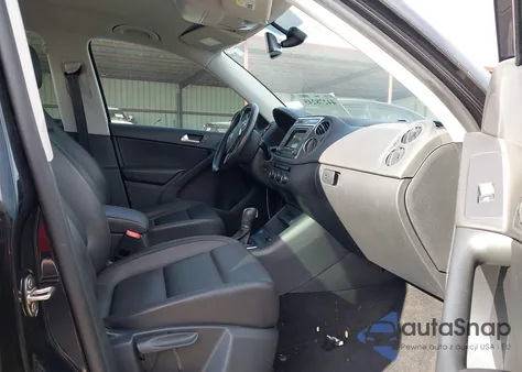 2016 Volkswagen Tiguan S from USA, damaged, VIN WVGBV7AX3GW013827